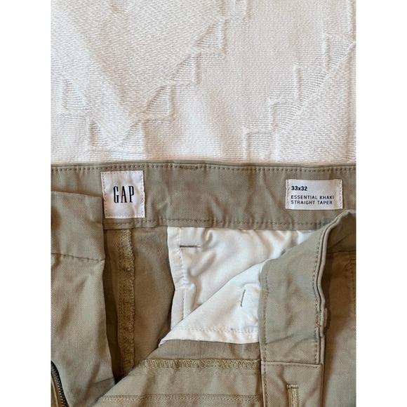 Gap Straight Taper Khaki's Mens 33x32 - Picture 2 of 3